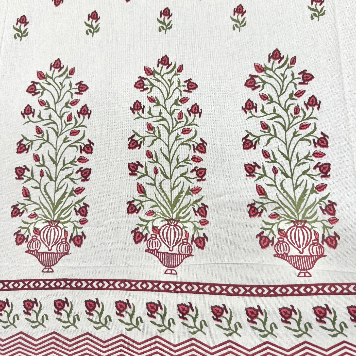 Crimson Charm 400TC Floral Print 100% Pure Cotton Bedsheet