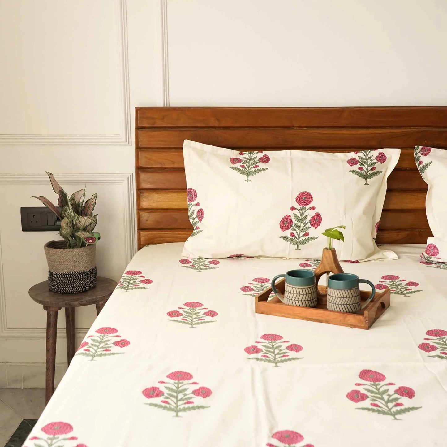 Rose Bloom 400TC Hand Block Print 100% Pure Cotton Bedsheet