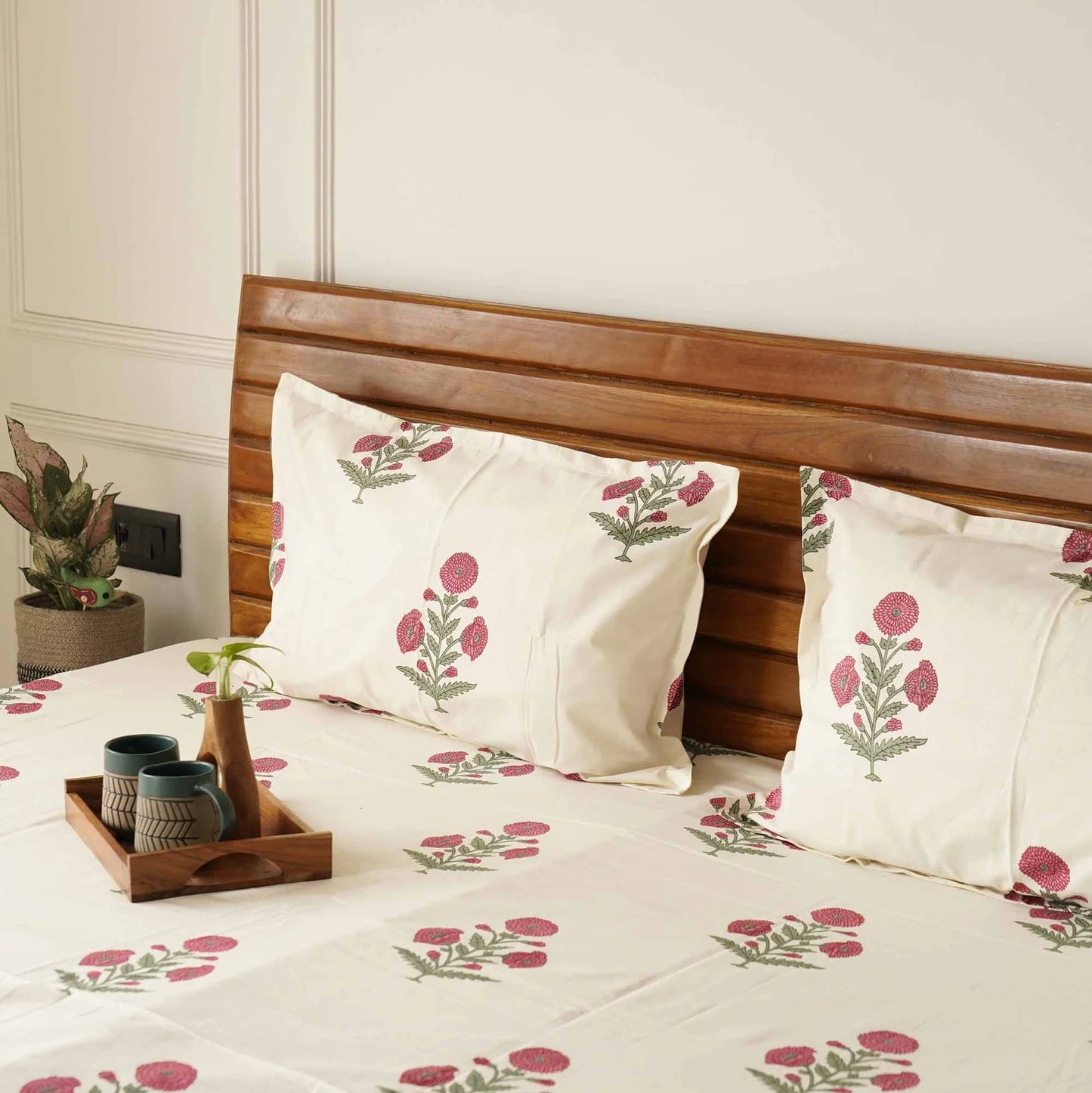 Rose Bloom 400TC Hand Block Print 100% Pure Cotton Bedsheet