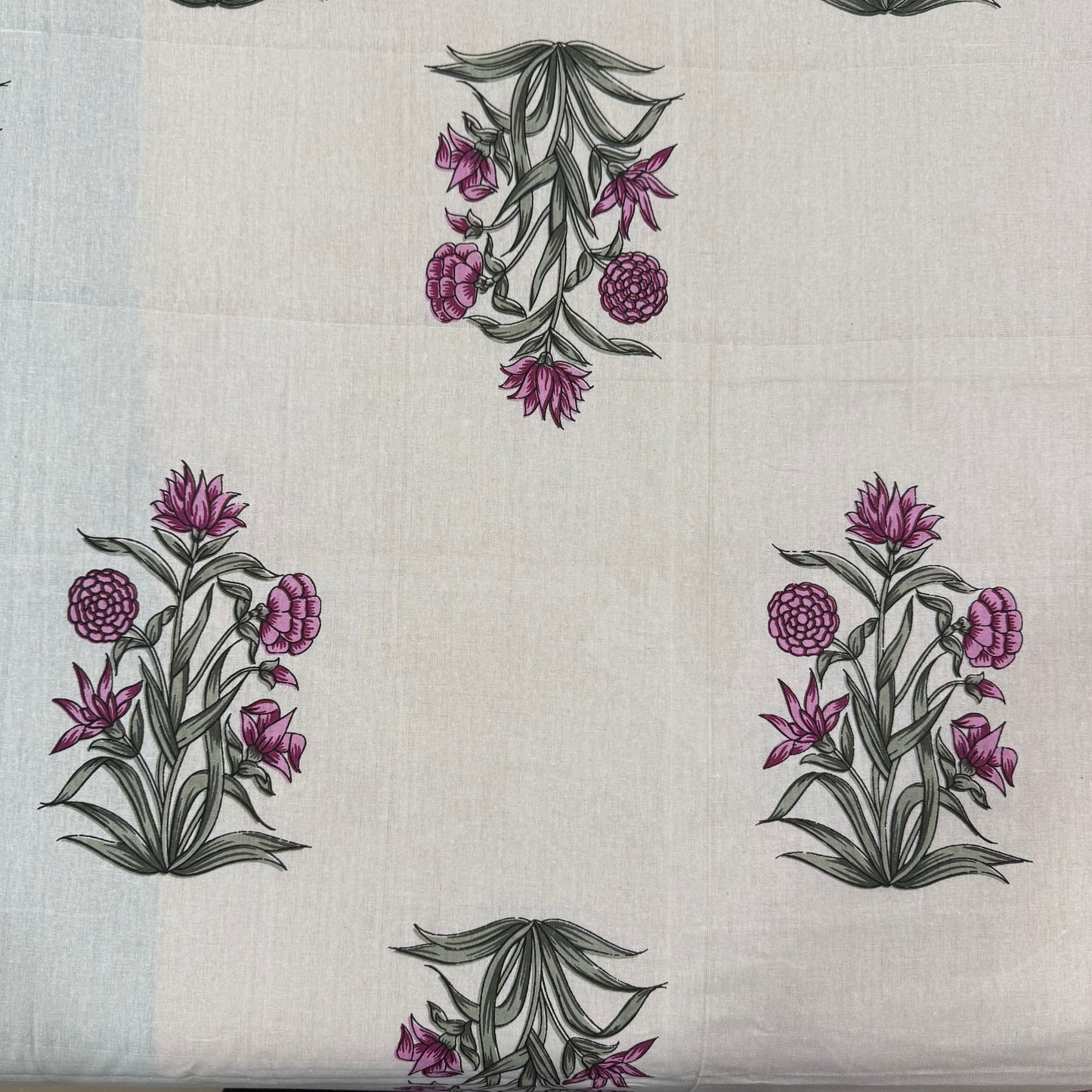 Rosevine Royale 100% Pure Cotton 300TC Bedsheet