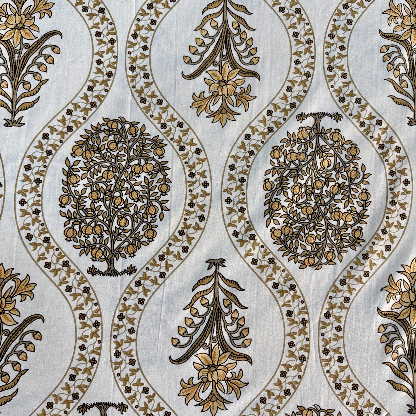 Ivory Grove 400TC 100% Pure Cotton Bedsheet